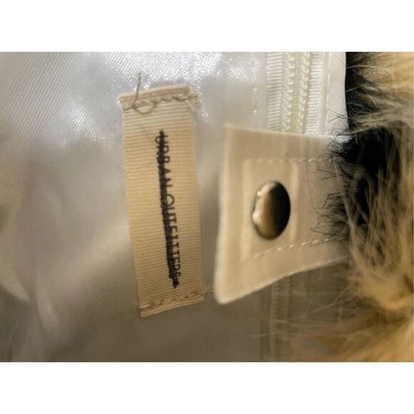 New Urban Outfitters Faux Fur Medium Tote Bag - Picture 10 of 10